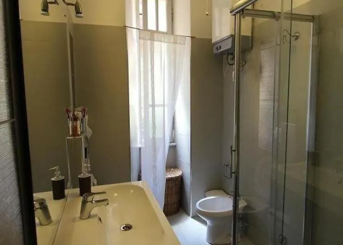 Da Alessia Per Dormire Al Coppede Bed & Breakfast 4*